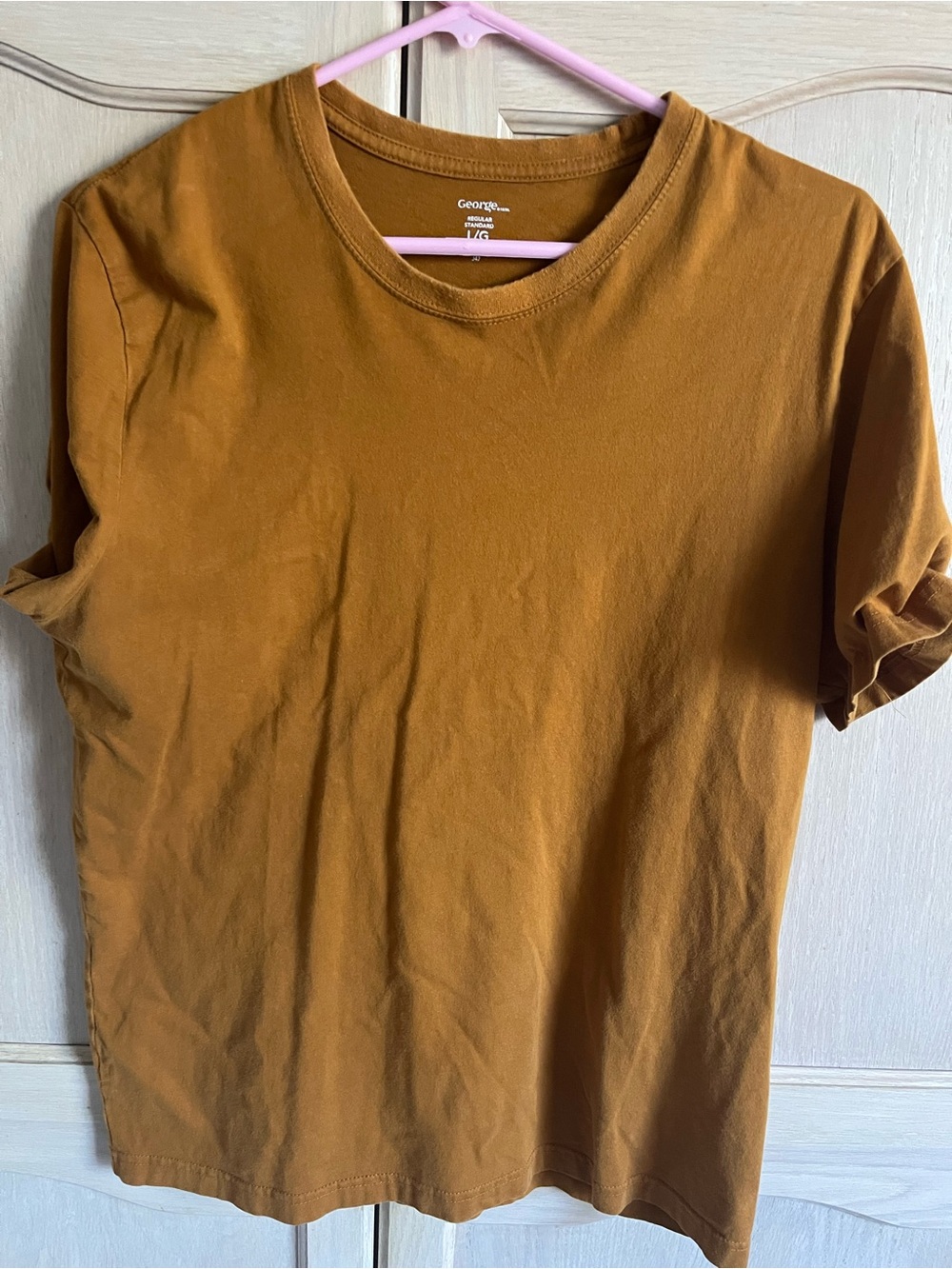 George Men's Short-Sleeve Crewneck T-Shirt in Mustard Brown